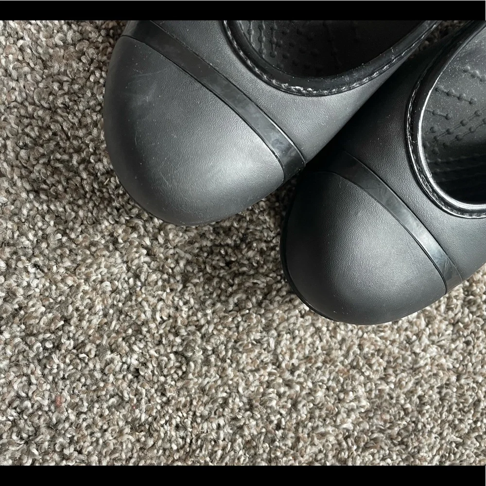 CROCS Black Wedge Pumps